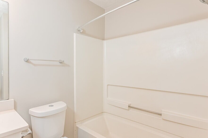 Building Photo - 6531 Alford Way