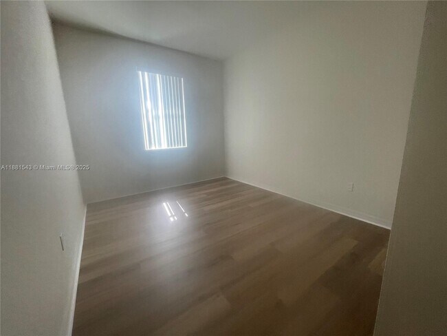 Building Photo - 5060 Eucalyptus Dr