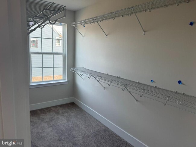 Building Photo - 7730 Meander Ct S