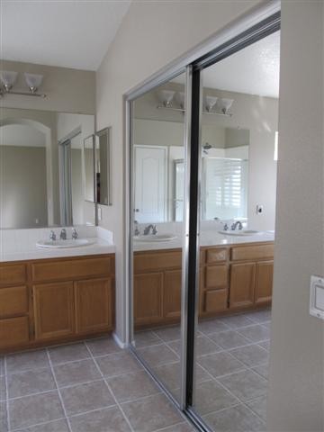 Building Photo - 24508 Sunshine Dr