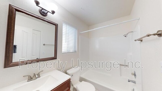 Building Photo - 1487 Bradford Way