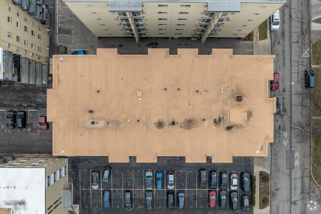 Aerial Photo - Forest Place Condominiums