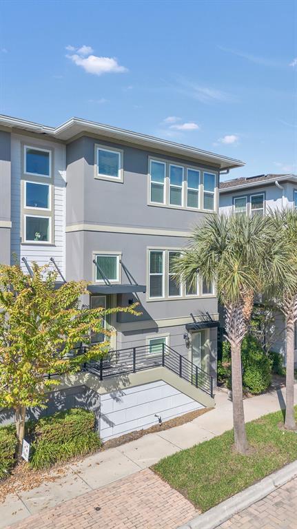 Building Photo - 8443 Karrer Ter