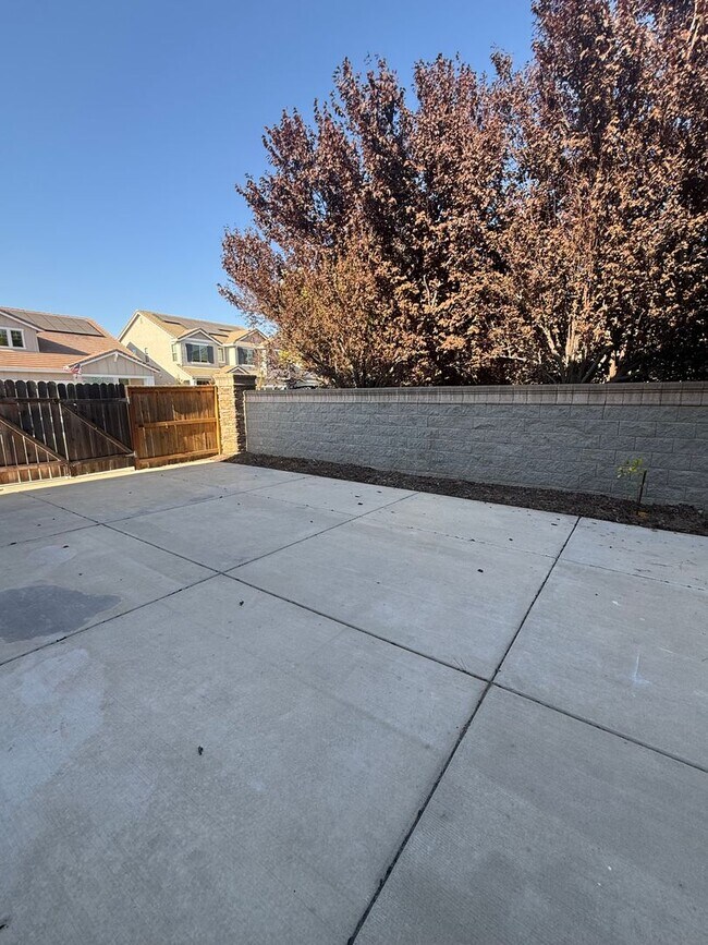 Building Photo - 3223 Le Bourget Ln
