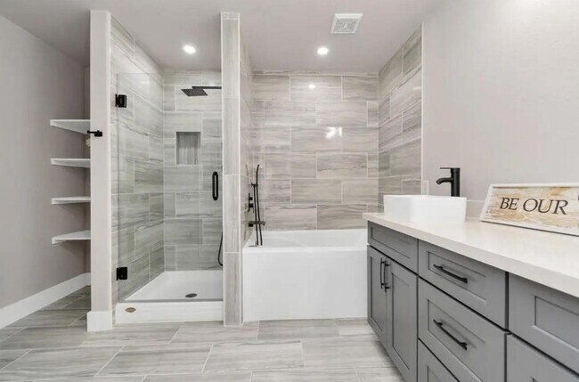 Building Photo - 3827 Flatwood Dr