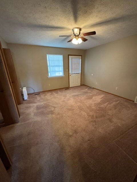 Building Photo - 108 Blue Jacket Cir
