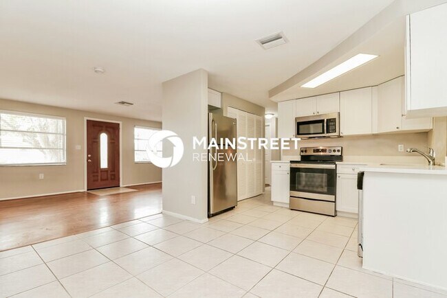 Building Photo - 3 Bedroom Pet-Friendly Home in Holiday, FL with Main Street Renewal