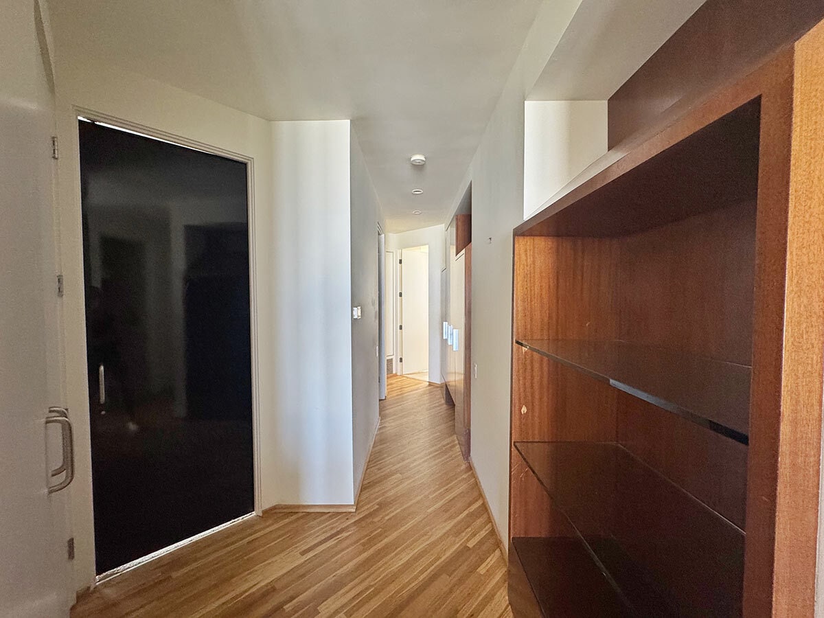 Building Photo - 3505 Ocean Front Walk