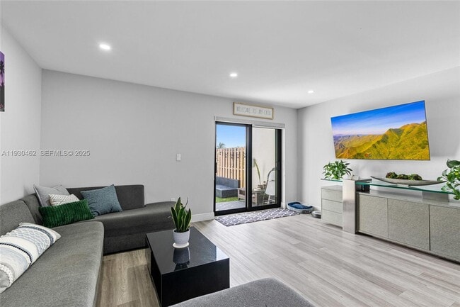 Building Photo - 13408 SW 62nd St