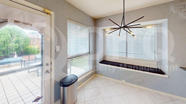 Building Photo - 6708 Roman Ct