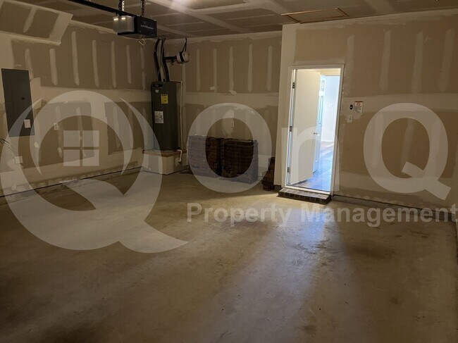 Building Photo - 3120 Manuel Creek Dr