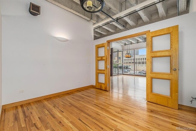 Building Photo - 1020 15th St