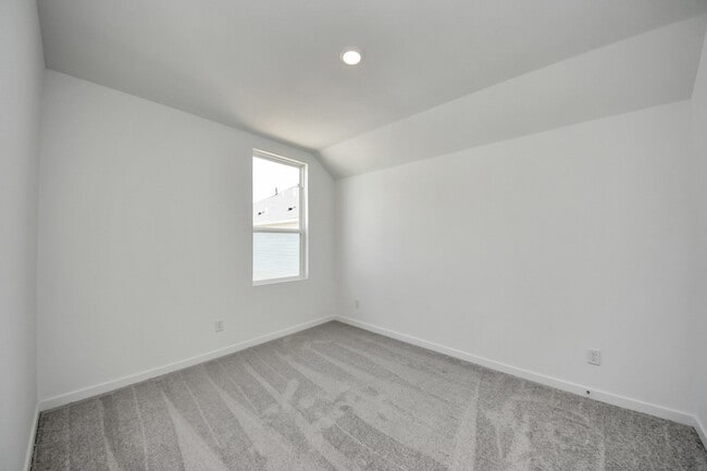 Building Photo - 2205 Via Cami Ln