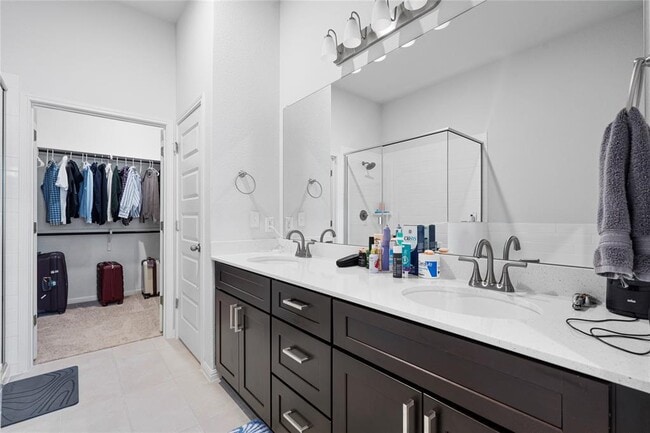 Building Photo - 5416 Lady Ct