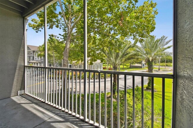 Building Photo - 9405 Crescent Loop Cir