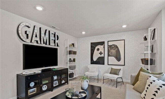 Building Photo - Air-conditioned Beautiful 4 Bed+ Bonus in Northshore School District – Bothell!