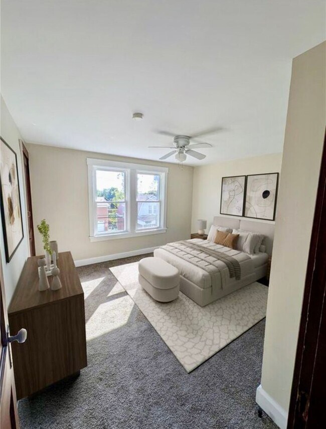 Building Photo - Now Available – Spacious 2 Bedroom Single-Family Home in Pittsburgh’s East End