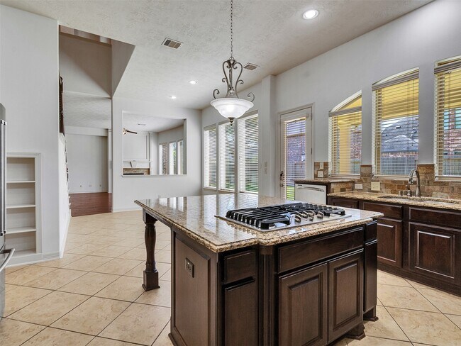 Building Photo - 28003 Iberville Glen Dr