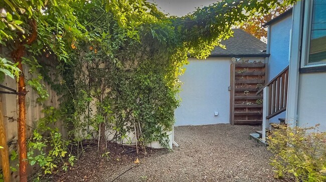 Building Photo - Yajome, 2100-2118*