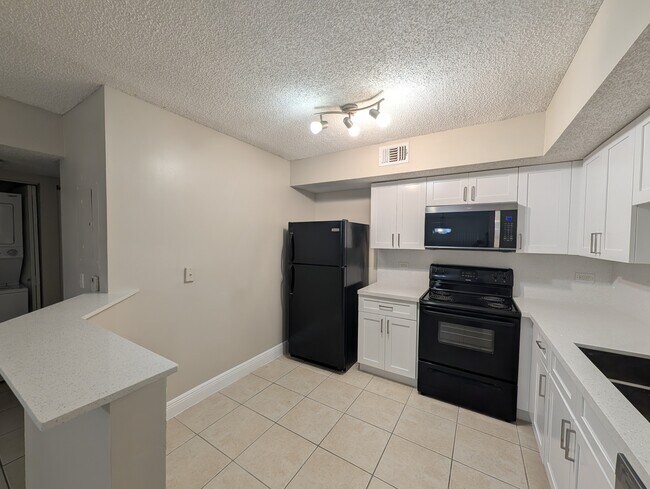 Building Photo - 3690 N 56th Ave