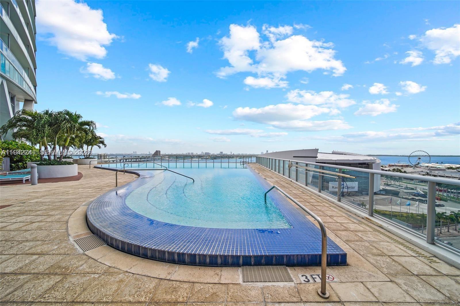 Building Photo - 888 Biscayne Blvd