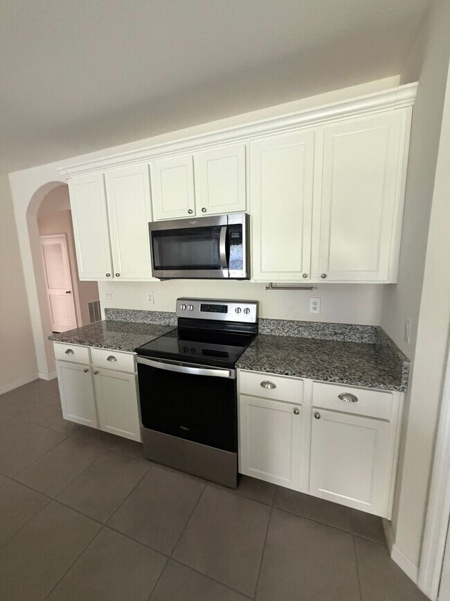 Building Photo - 801 Baylor Dr