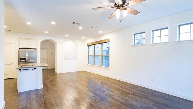 Building Photo - 7209 Huckleberry Dr