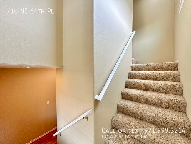 Building Photo - 710 NE 64th Pl