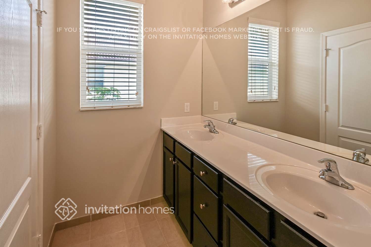 Building Photo - 9495 SW Merlin Ct