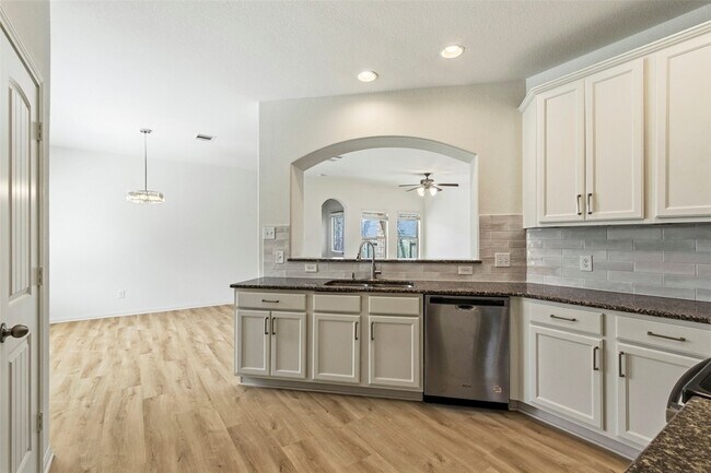 Building Photo - 12339 Ridgecrest Dr