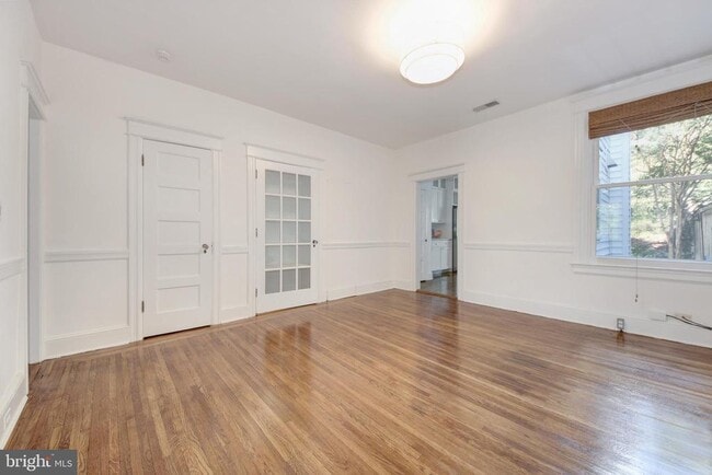 Building Photo - 1321 Spring Rd NW