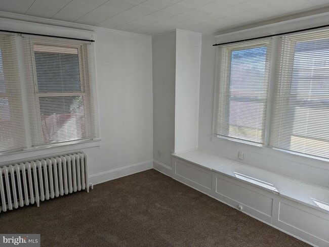Building Photo - 7809 Wilson Ave