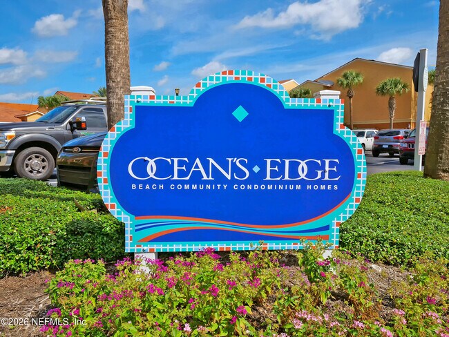 Building Photo - 204 Laguna Villa Blvd