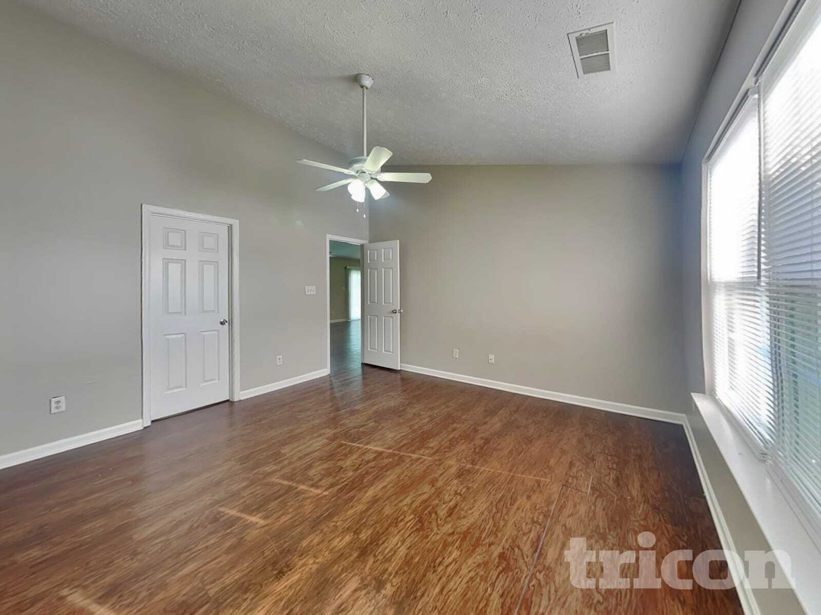 Building Photo - 9728 Avensong Crossing Dr