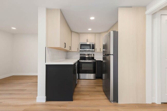 Building Photo - 6721 24th Ave NW