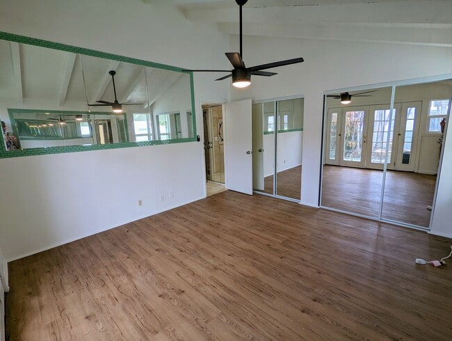 Building Photo - Kalama valley single level 4 bedroom home ...