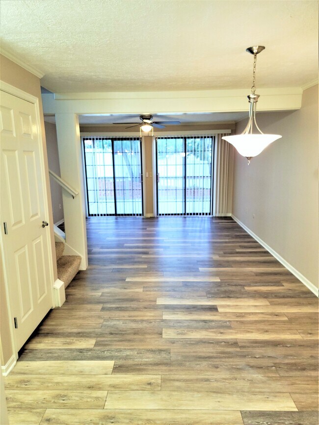 Building Photo - 1862 Beechwood Ave NE