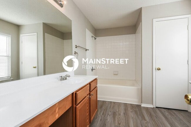 Building Photo - 7301 Moon Ridge Ct