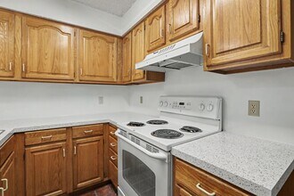 Building Photo - 1300 N Rockwell Ave