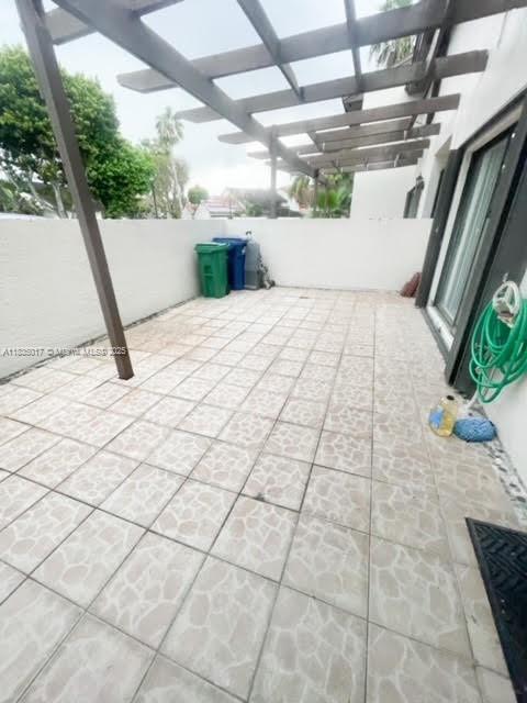 Building Photo - 9079 SW 133rd Ct