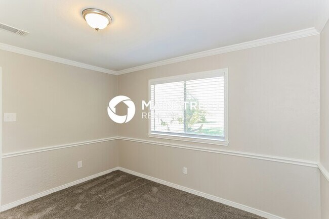 Building Photo - 817 Barcelona Cir