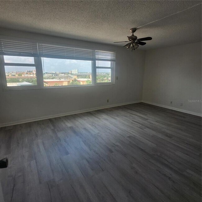 Building Photo - 675 S Gulfview Blvd