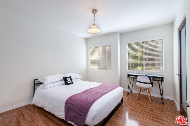 Building Photo - 1620 Malcolm Ave