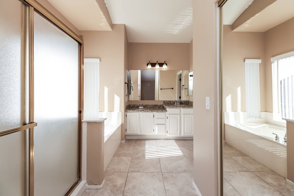 Building Photo - 1907 W Pinon Ct