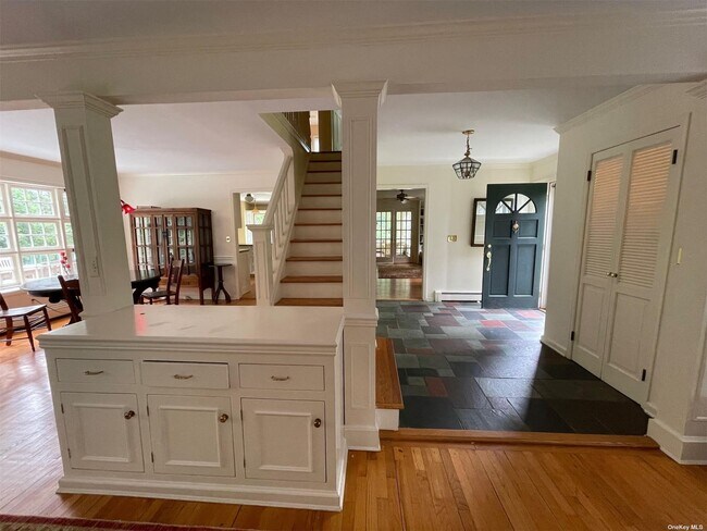 Building Photo - 3 Lamont Ln