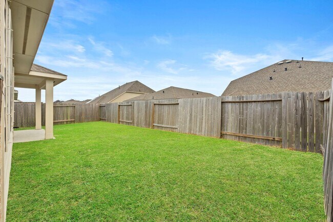 Building Photo - 8427 Baywatch Cir