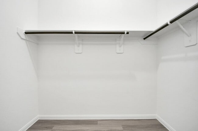 Building Photo - 5103 Mallow St