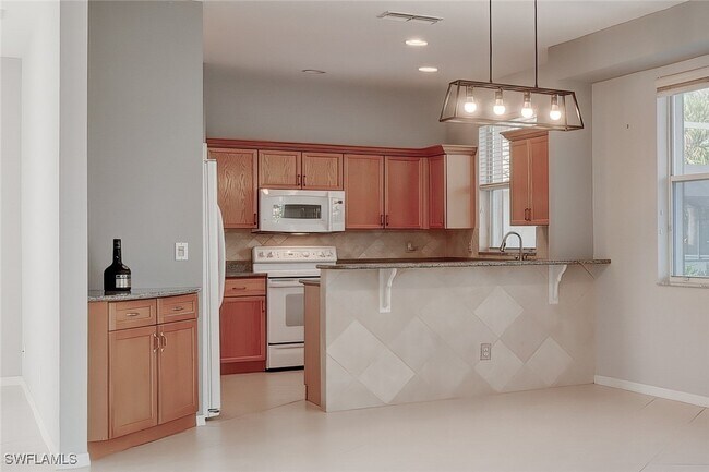 Building Photo - 25680 Springtide Ct