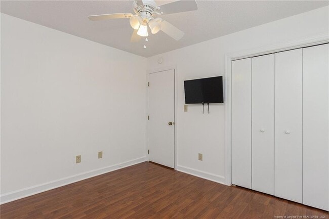 Building Photo - 5500 Fortunes Ridge Dr