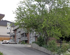 Building Photo - Sunset View Apartments
